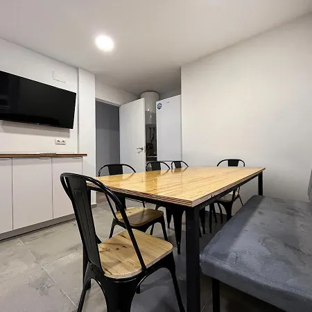 R2r-apartamento 5 Con 5 Banos-625a Oviedo