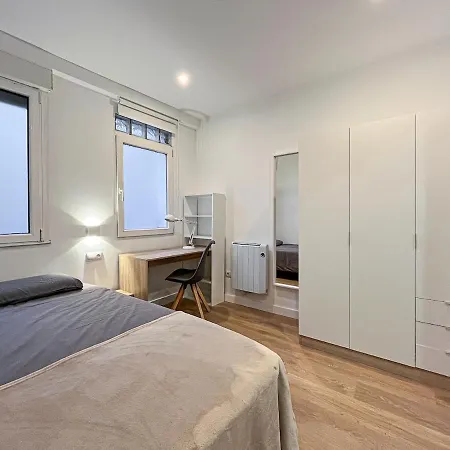 Appartamento R2r-apartamento 5 Con 5 Banos-625a Oviedo