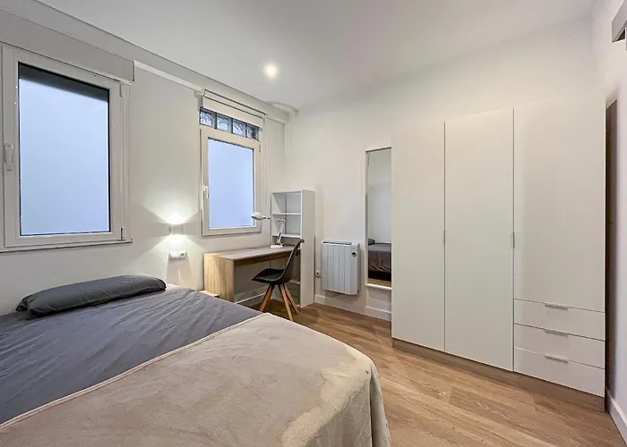 Apartment R2r-apartamento 5 Con 5 Banos-625a Oviedo