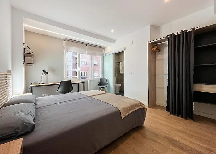 R2r-apartamento 5 Con 5 Banos-625a Oviedo